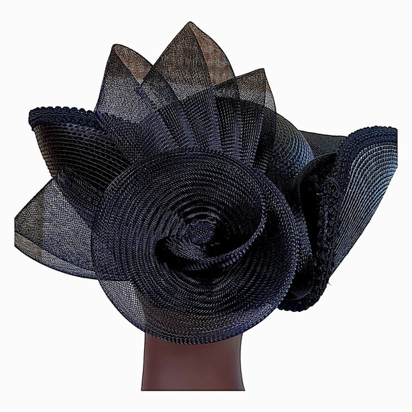 Vintage Women Black Wide Brim Spring Church Hat With Knit Bow and Black  Trim main image 11